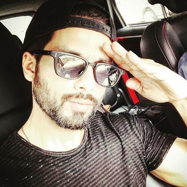 Celebrities Salute to the Indian Army Photos