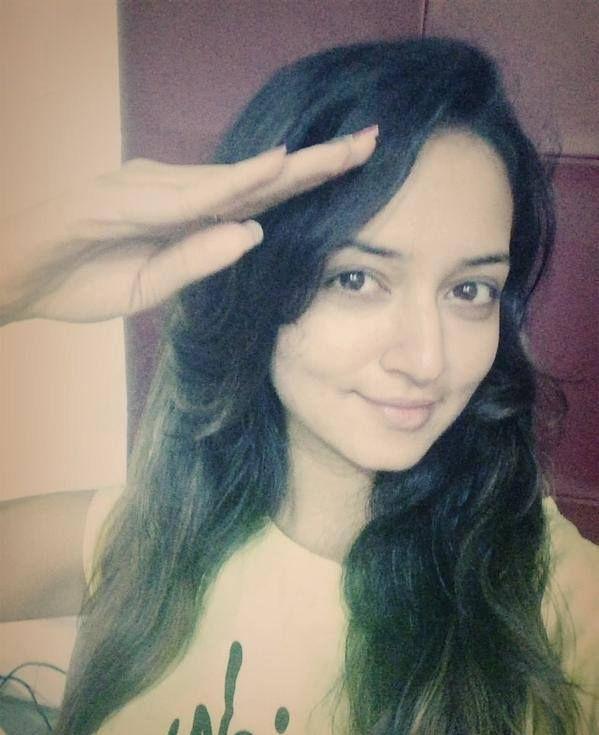 Celebrities Salute to the Indian Army Photos