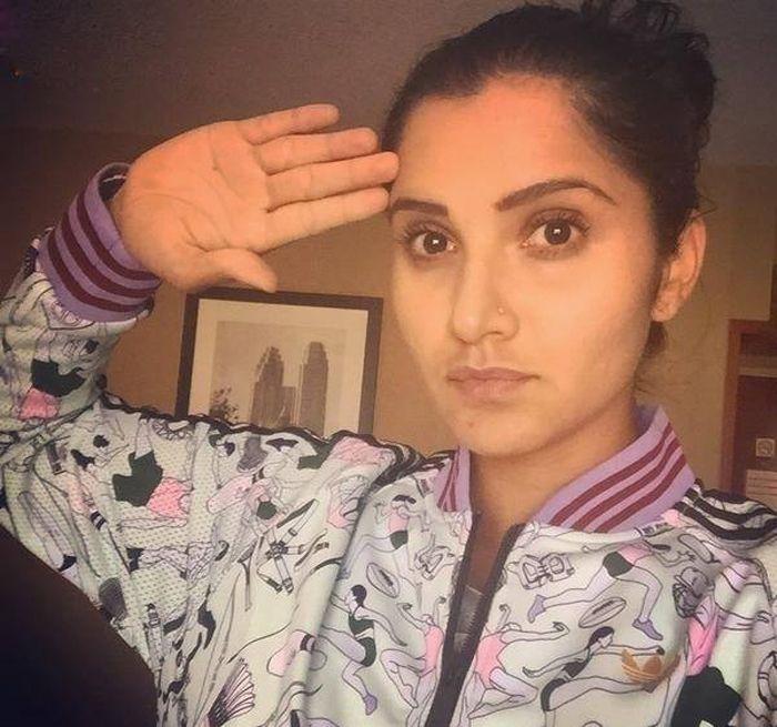 Celebrities Salute to the Indian Army Photos