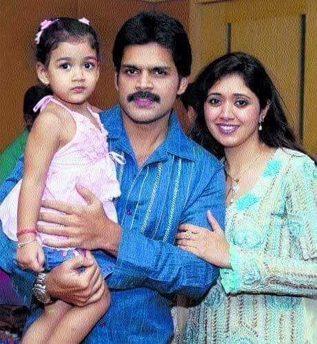 Celebrities with Family Members UNSEEN PHOTOS