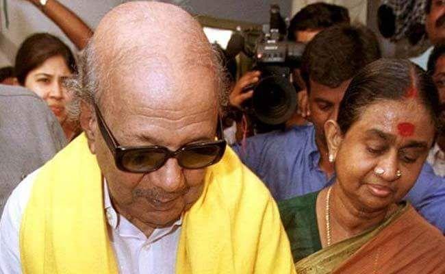 Celebrities with Family Members UNSEEN PHOTOS