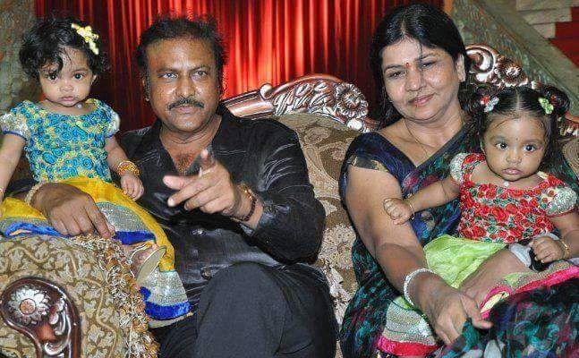 Celebrities with Family Members UNSEEN PHOTOS