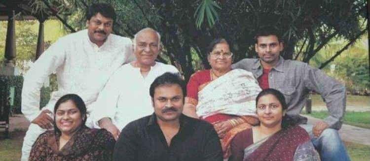 Celebrities with Family Members UNSEEN PHOTOS