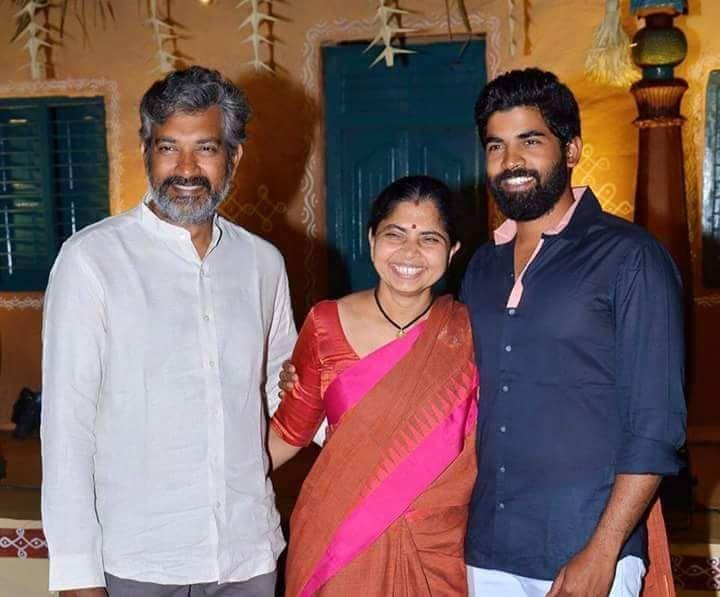 Celebrities With Family Unseen Pics