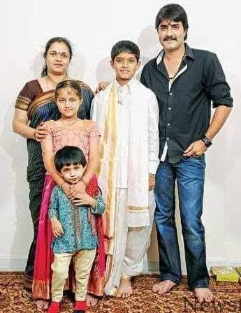 Celebrities With Family Unseen Pics
