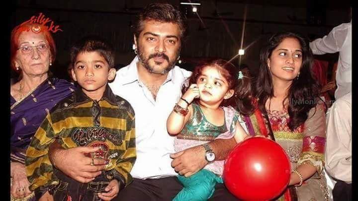 Celebrities With Family Unseen Pics