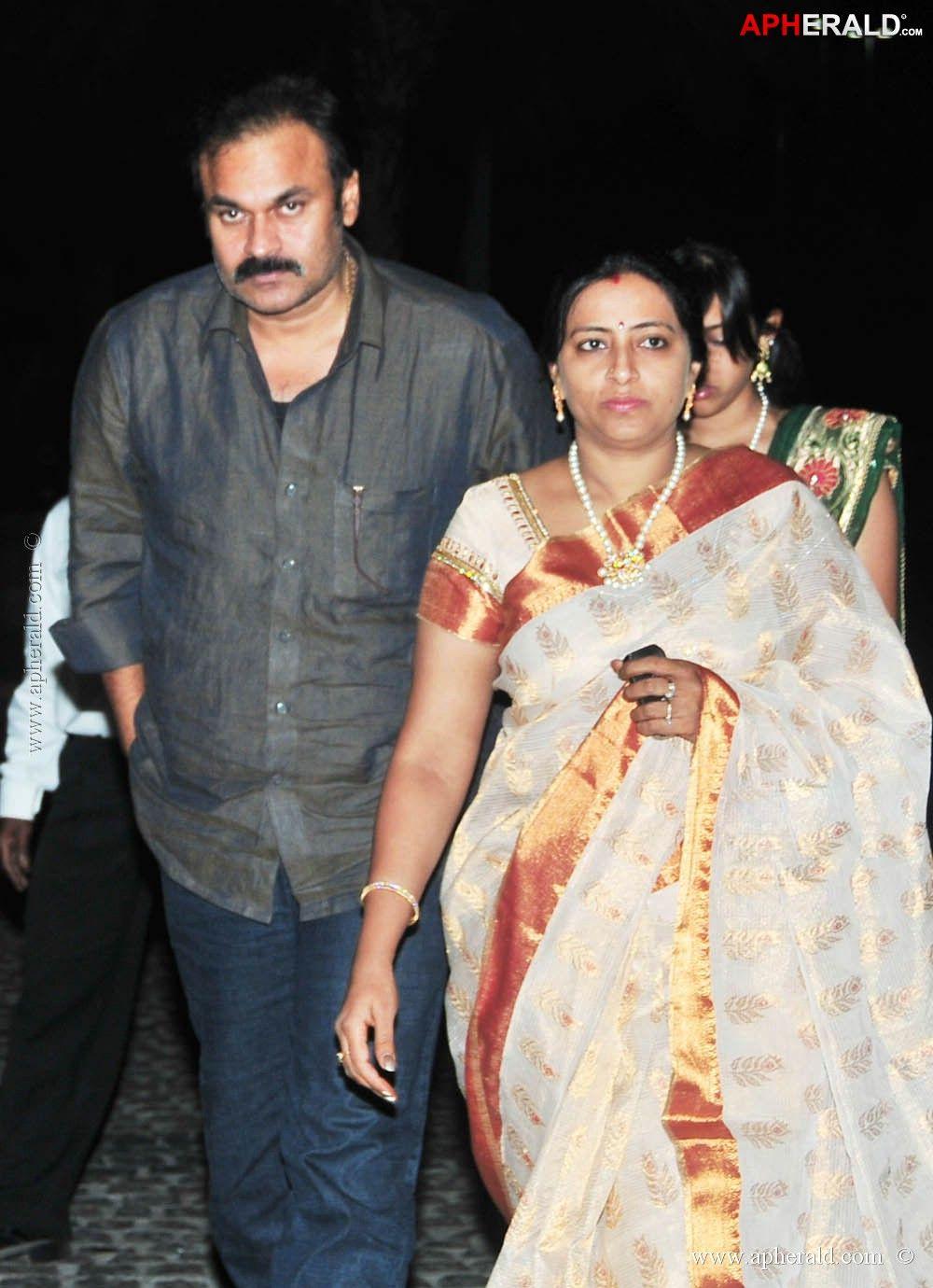 Celebrities With Family Unseen Pics