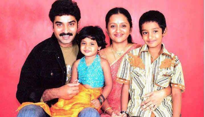 Celebrities With Family Unseen Pics