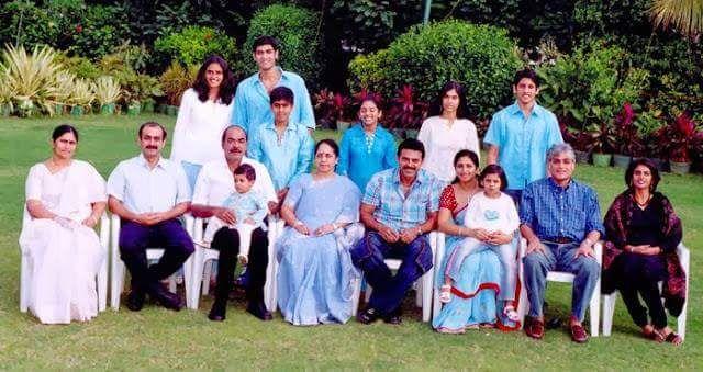 Celebrities With Family Unseen Pics