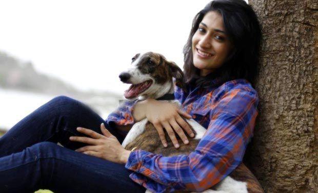 Celebrities with their pets Photos