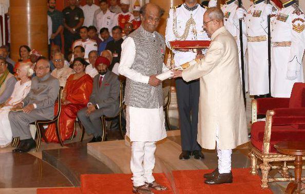 Celebs Receive Padma Awards at Rashtrapathi Bhavan