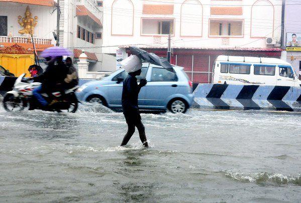 Chennai Rain Effect Photos 2015