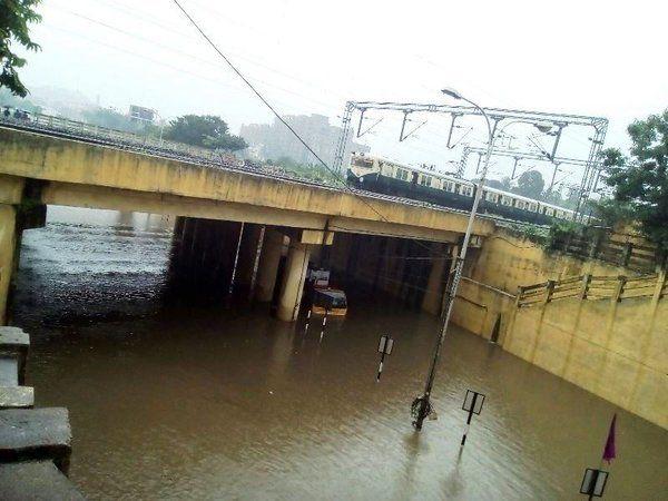 Chennai Rain Effect Photos 2015