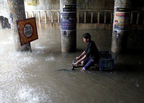 Chennai Rain Effect Photos 2015