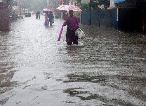 Chennai Rain Effect Photos 2015