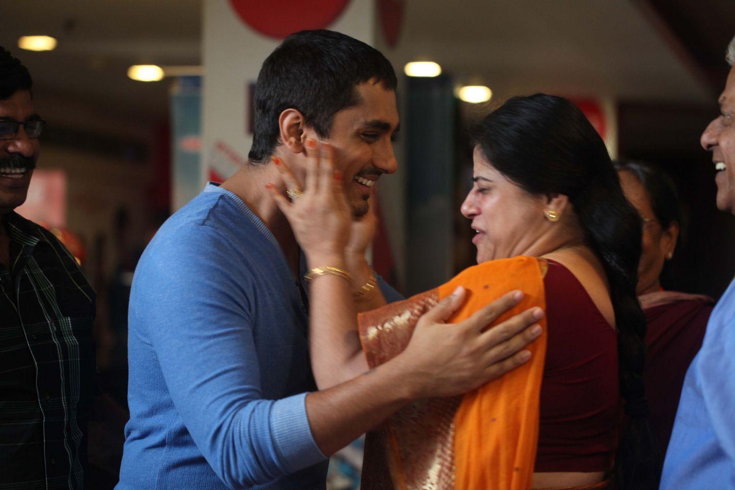 Chikkadu Dorakadu Movie Stills