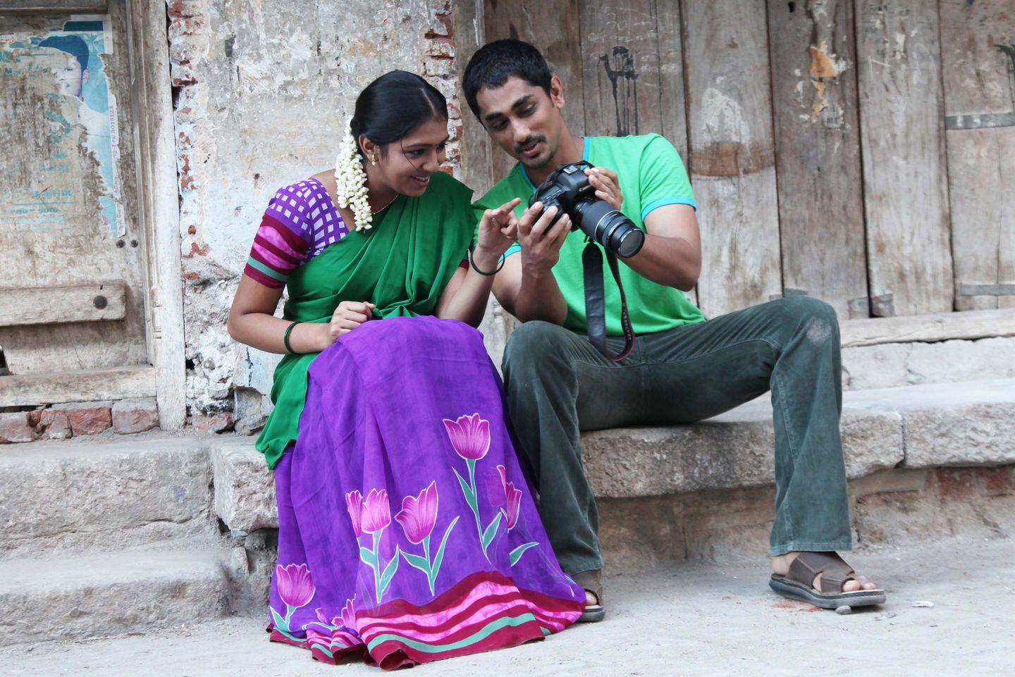 Chikkadu Dorakadu Movie Stills