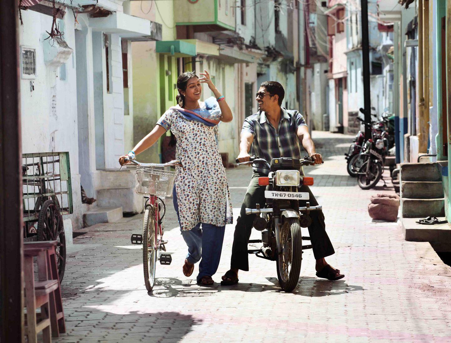 Chikkadu Dorakadu Movie Stills