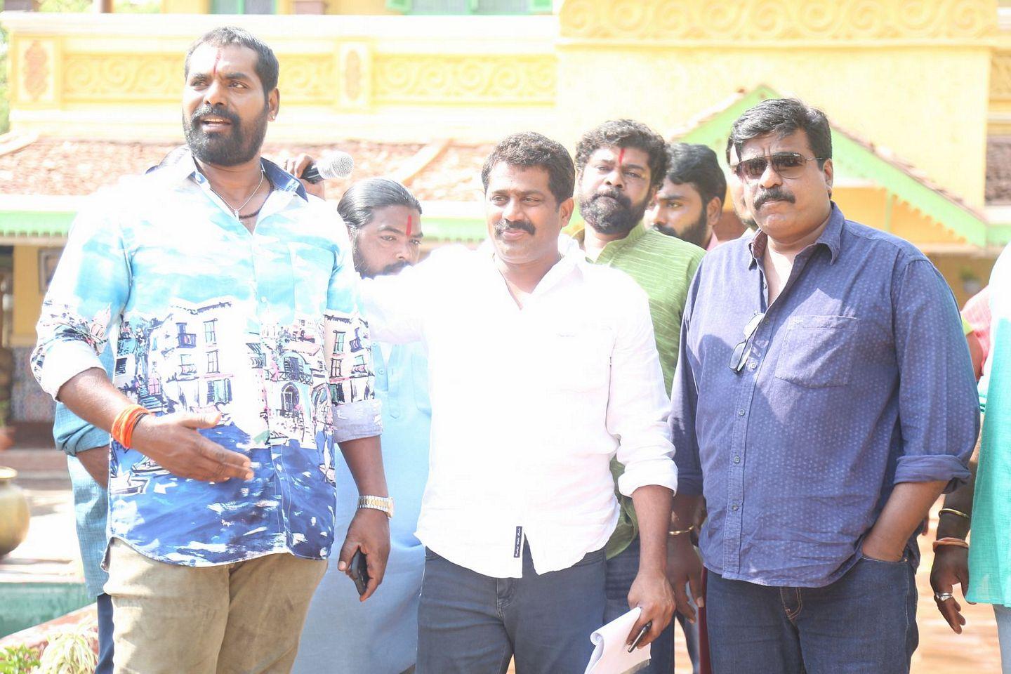 Chuttalabbayi Movie Shooting Spot Pics