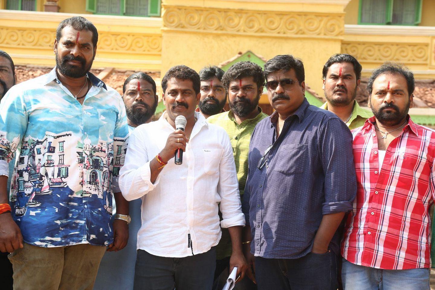 Chuttalabbayi Movie Shooting Spot Pics