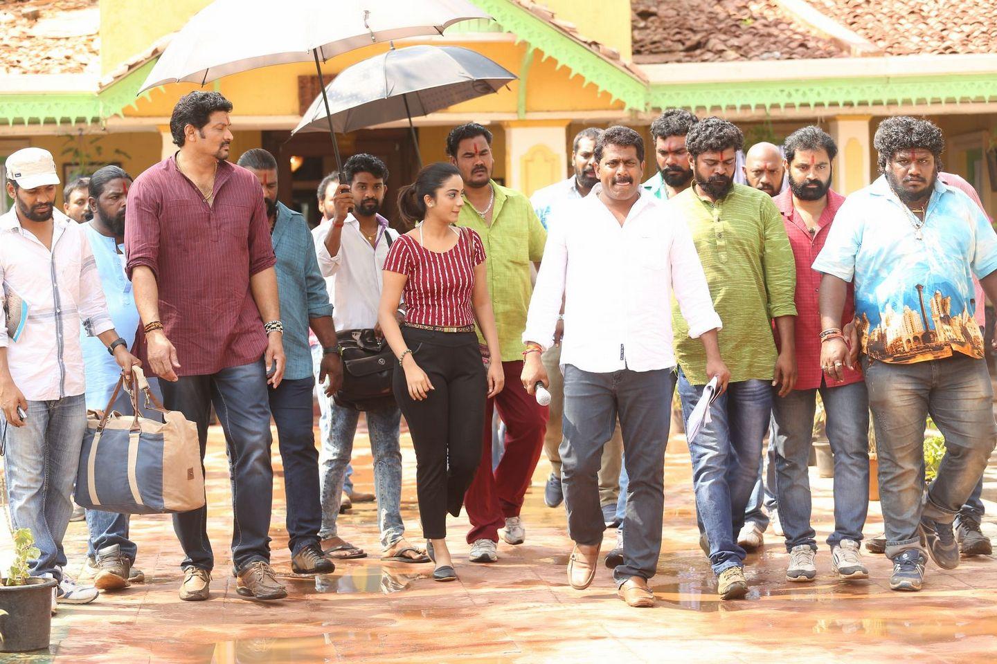 Chuttalabbayi Movie Shooting Spot Pics