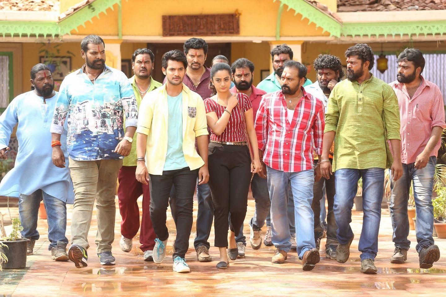 Chuttalabbayi Movie Shooting Spot Pics