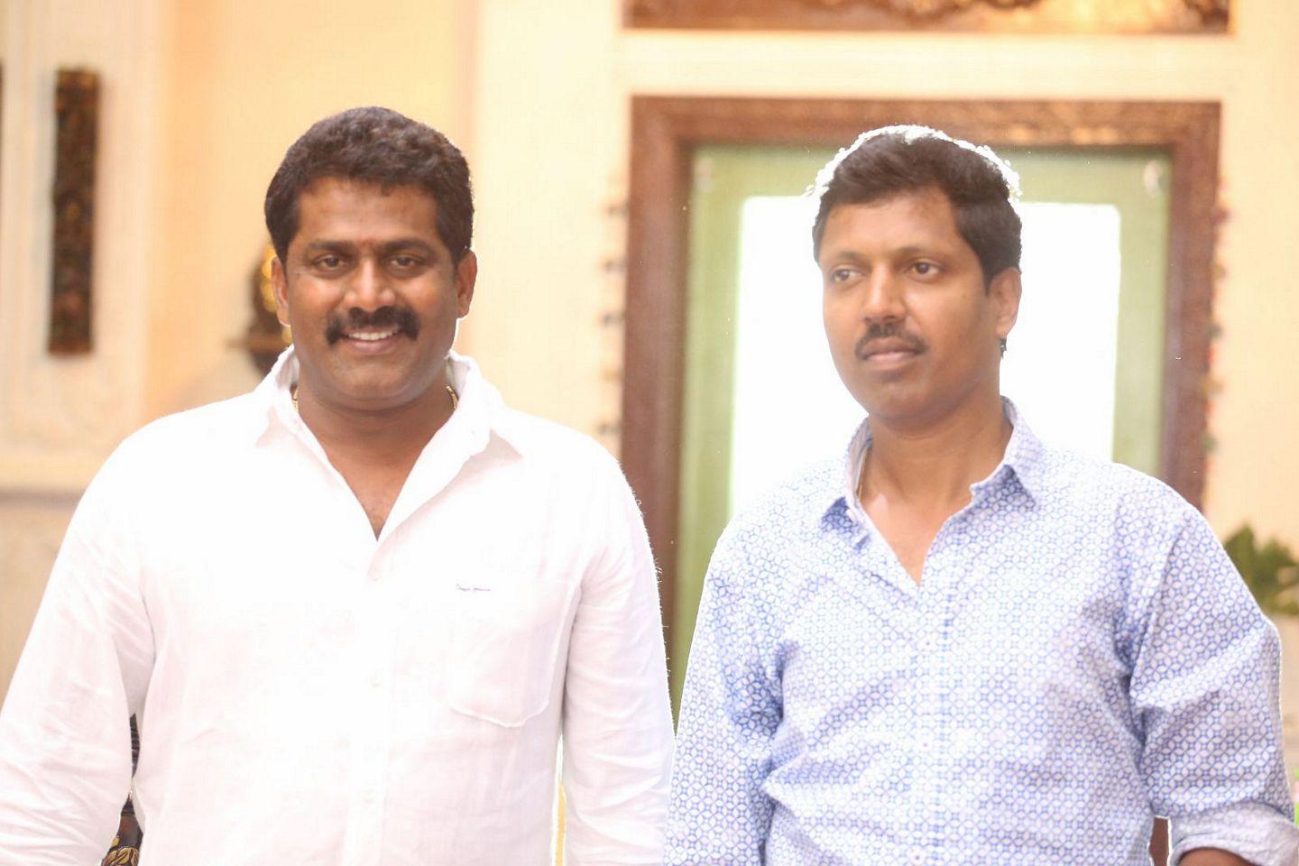 Chuttalabbayi Movie Shooting Spot Pics