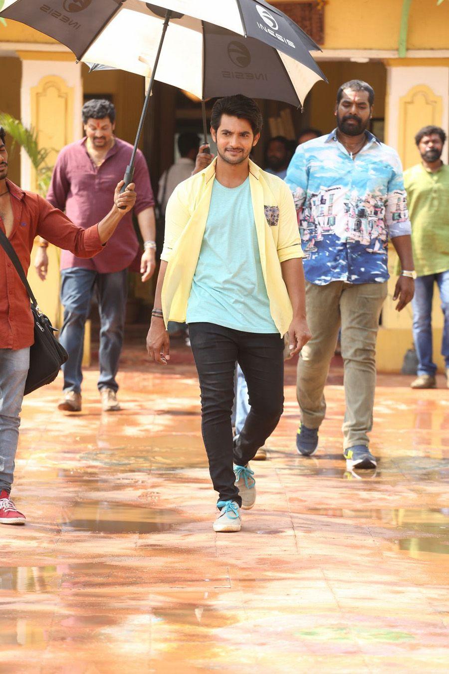 Chuttalabbayi Movie Shooting Spot Pics