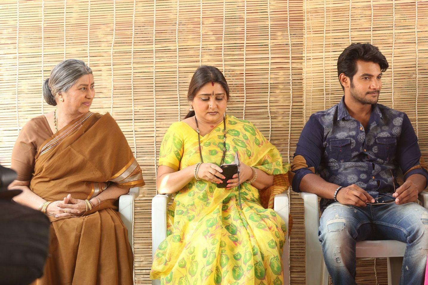Chuttalabbayi Movie Shooting Spot Pics