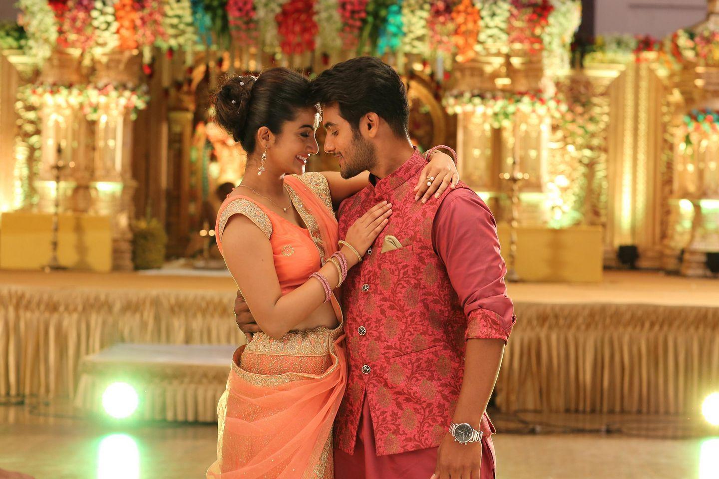 Chuttalabbayi Movie Stills