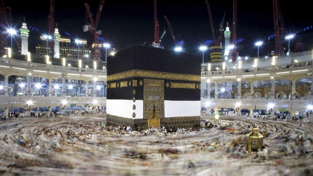PHOTOS: Crane collapse kills at least 107 in Mecca Grand Mosque