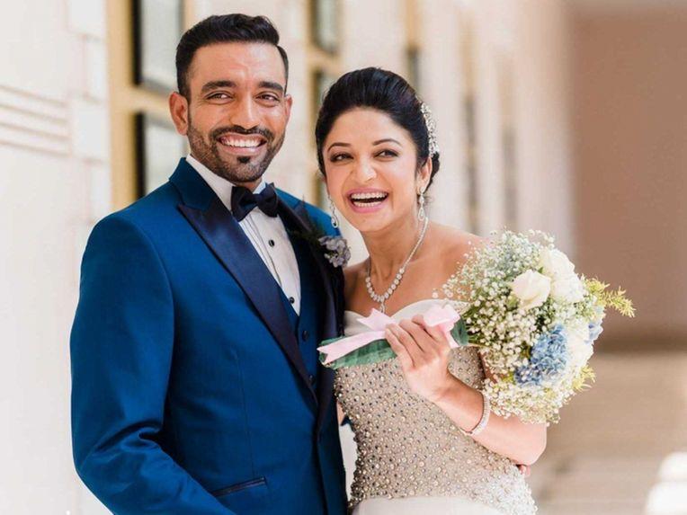 Cricketer Robin Uthappa Sheetal Wedding Reception Photos