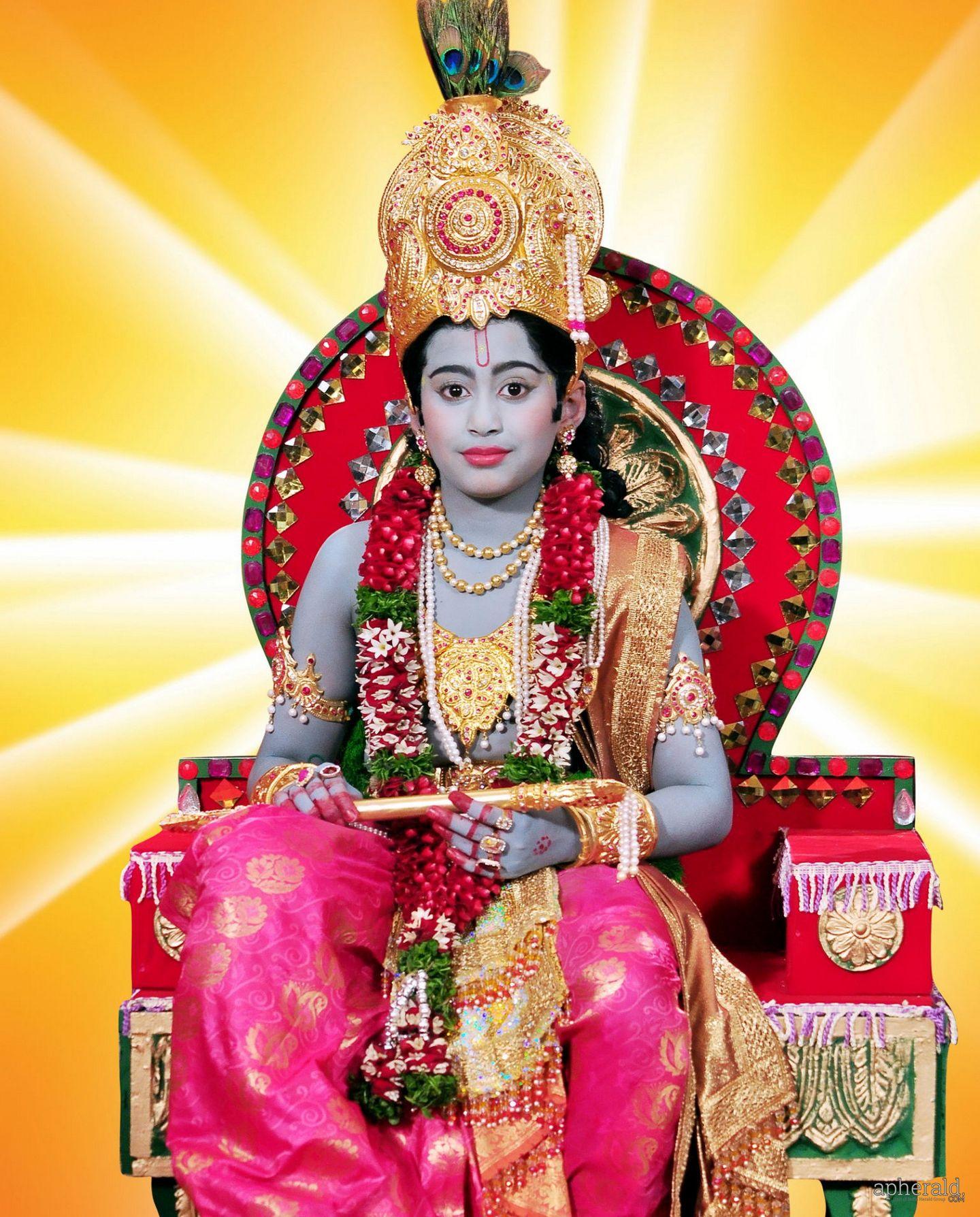 Dana Veera Soora Karna Movie Stills