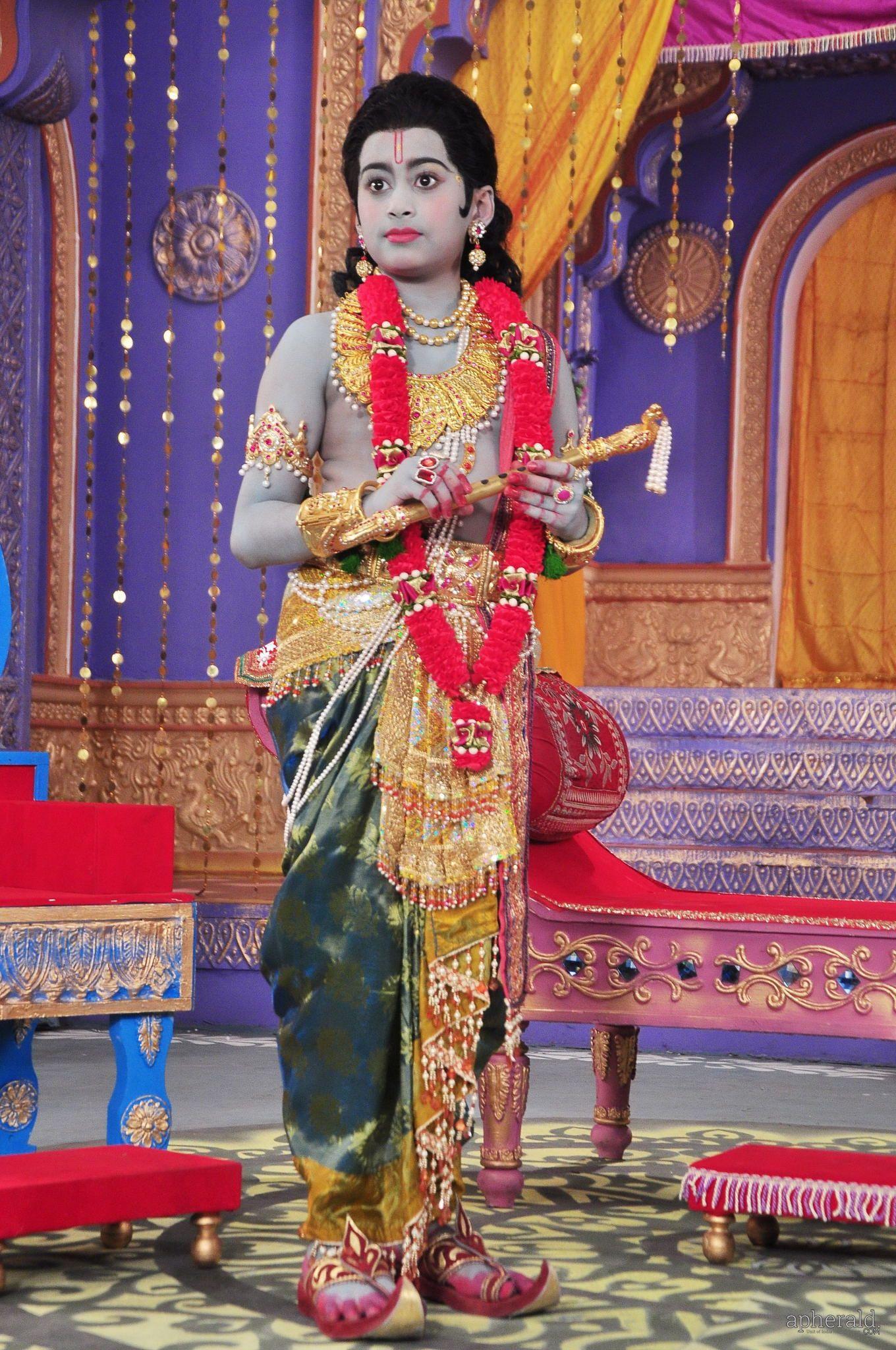 Dana Veera Soora Karna Movie Stills