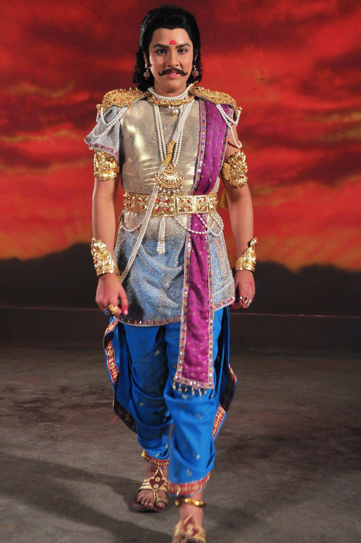 Dana Veera Sura Karna Movie Stills