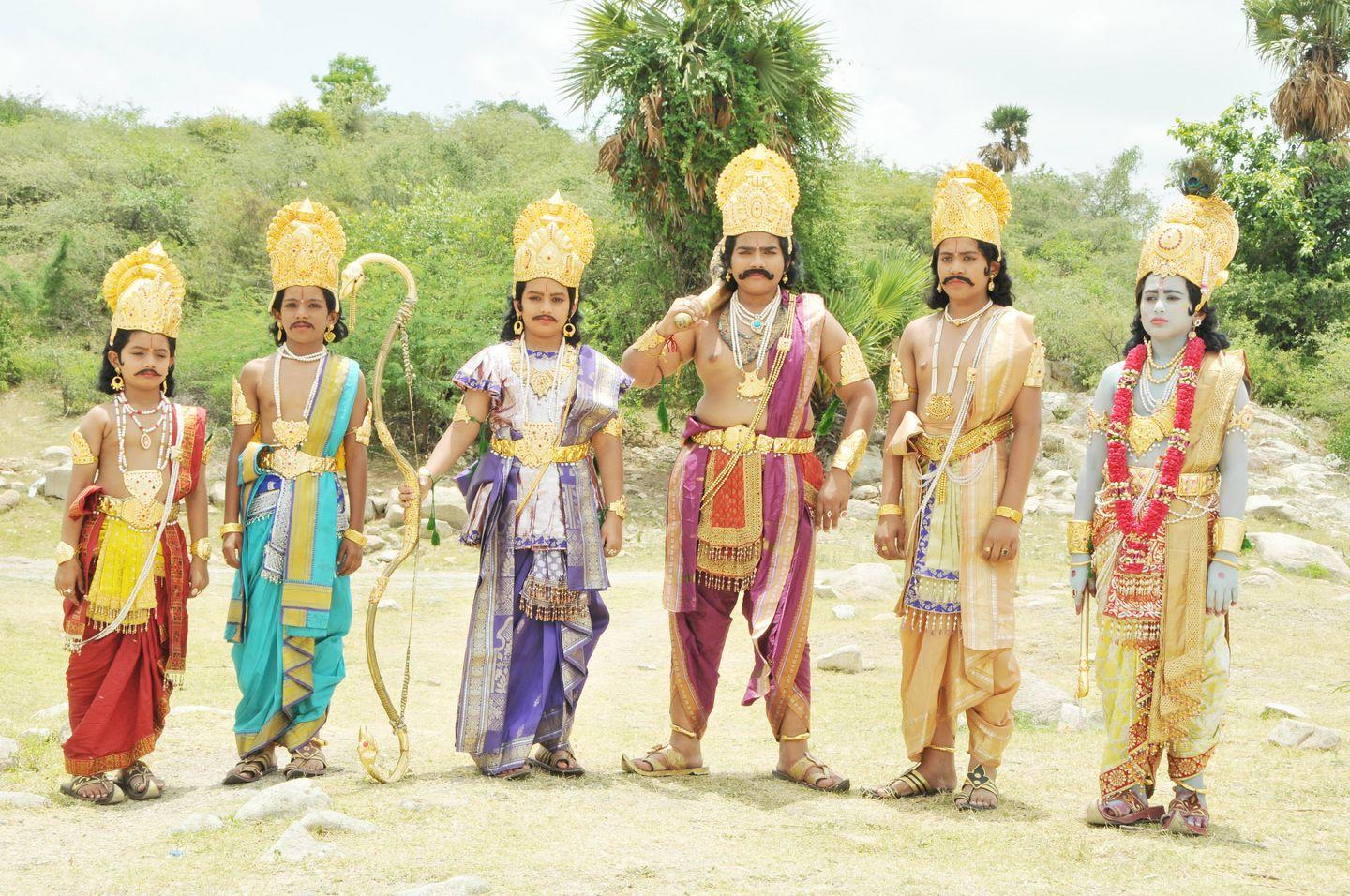 Dana Veera Sura Karna Movie Stills