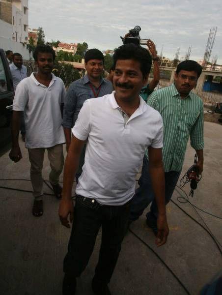 Emotional Welcome To Revanth Reddy By Family Members Photos