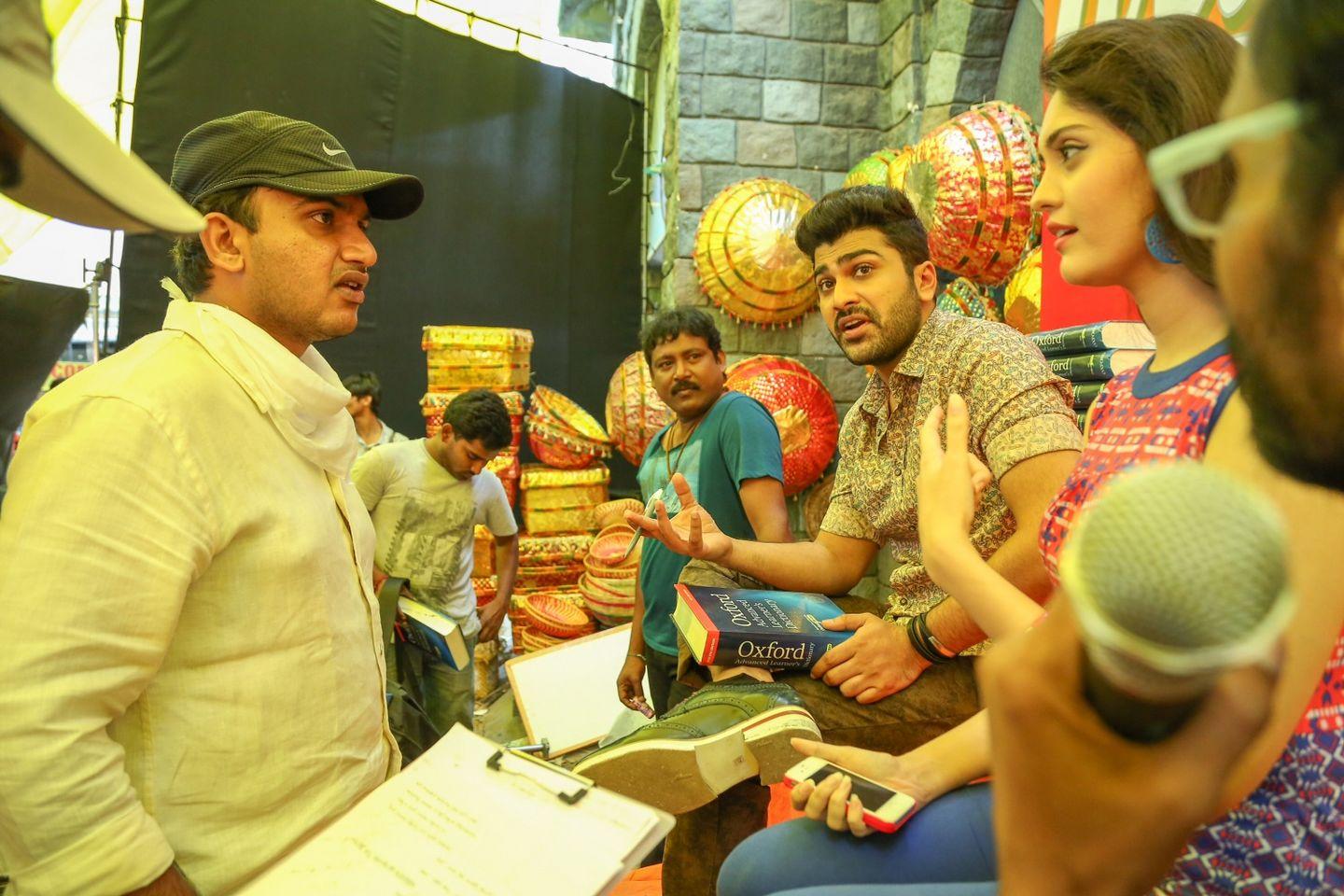  Express Raja Working Stills