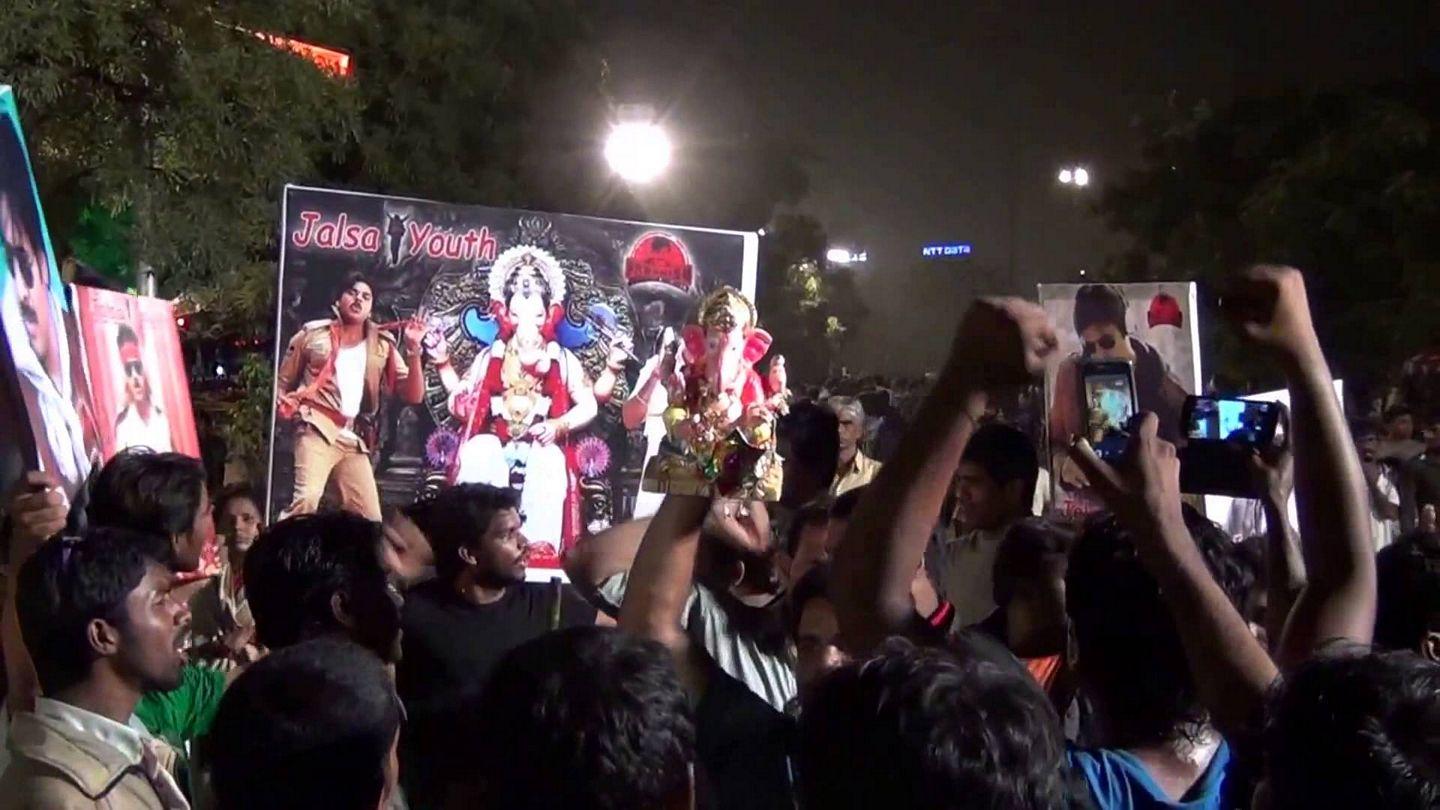 Fans Crazy Over Pawan Kalyan