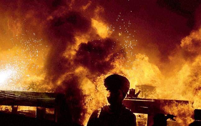 Fire At Make In India Week Event Photos