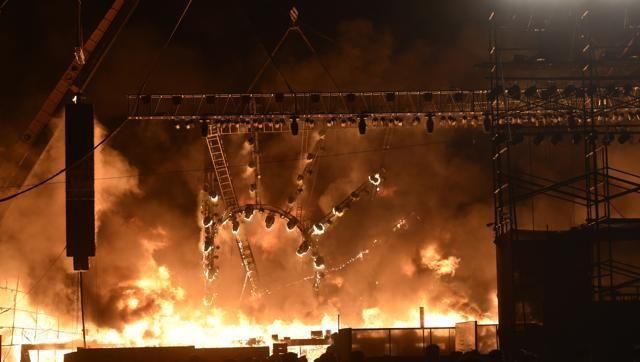 Fire At Make In India Week Event Photos