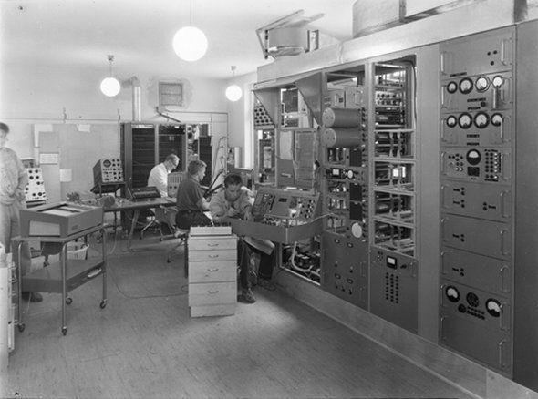First Generation Of Computers Rare Pics