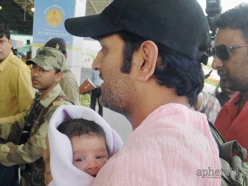 First Look : MS Dhoni with his Daughter