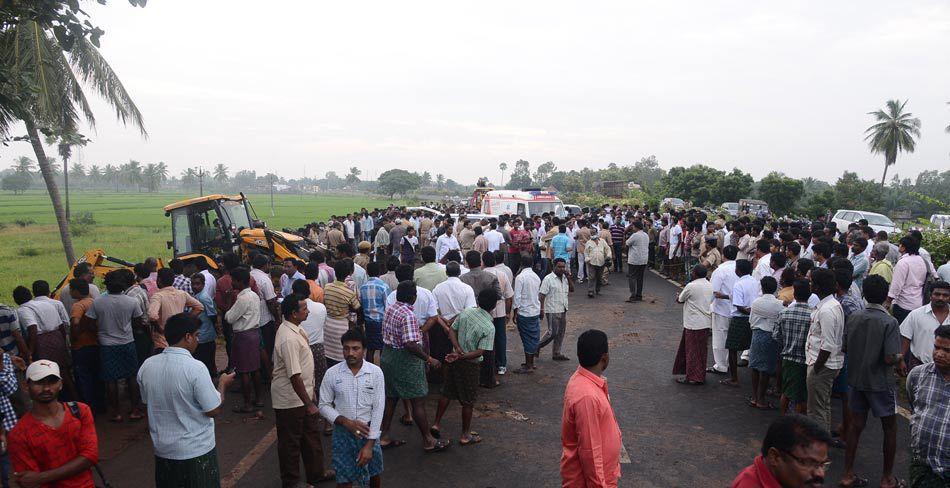 Gandepalli Road Accident Photos