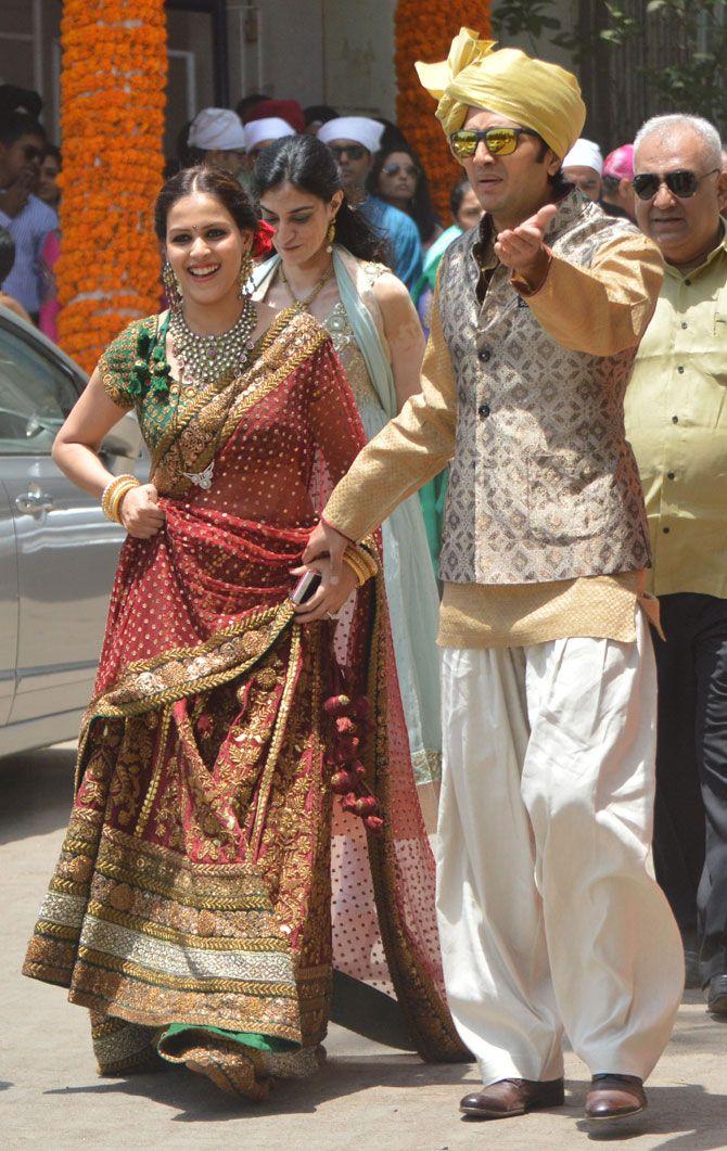 Genelia attends brother wedding with Riteish Deshmukh