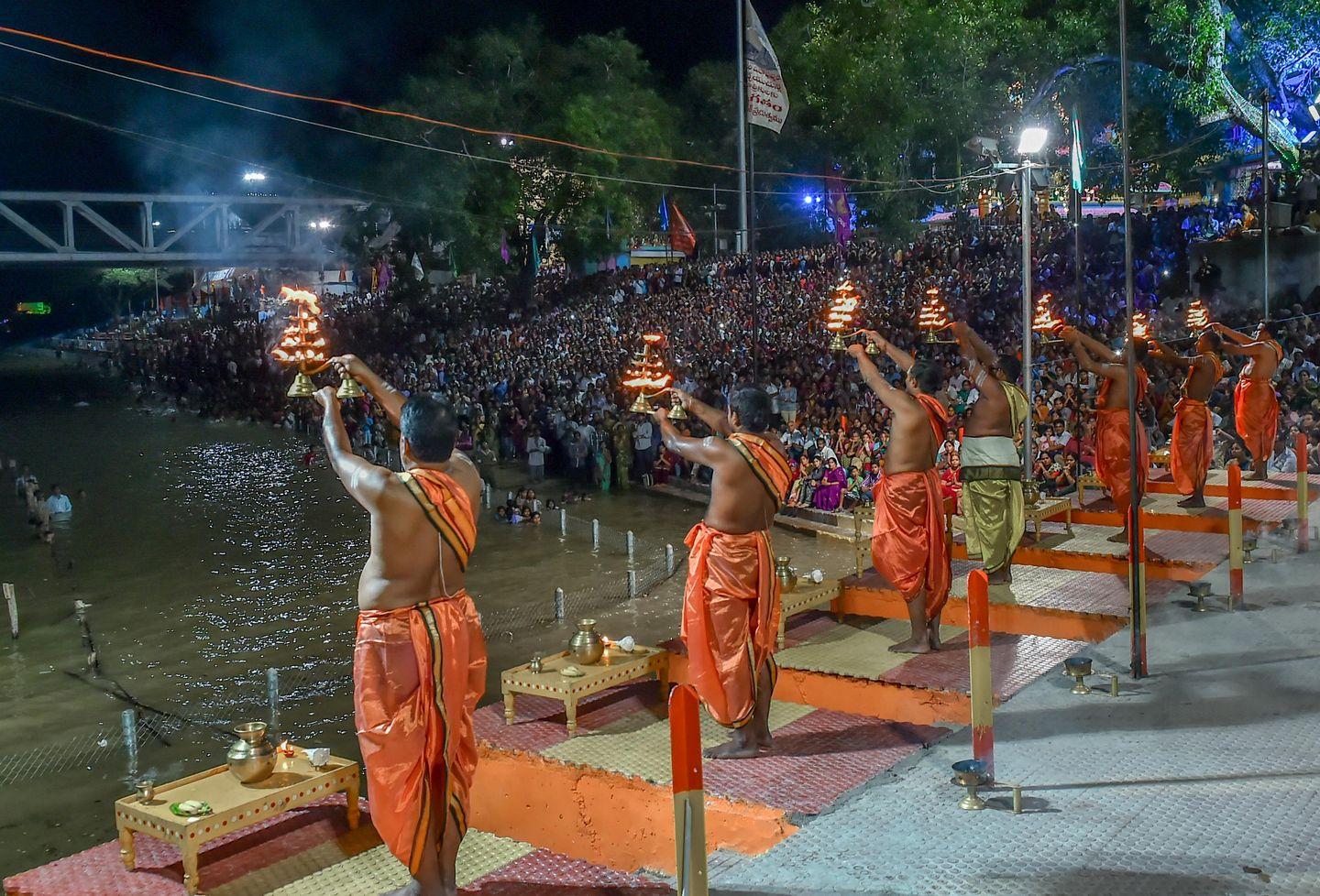 Godavari Maha Pushkaram 2015 Photos