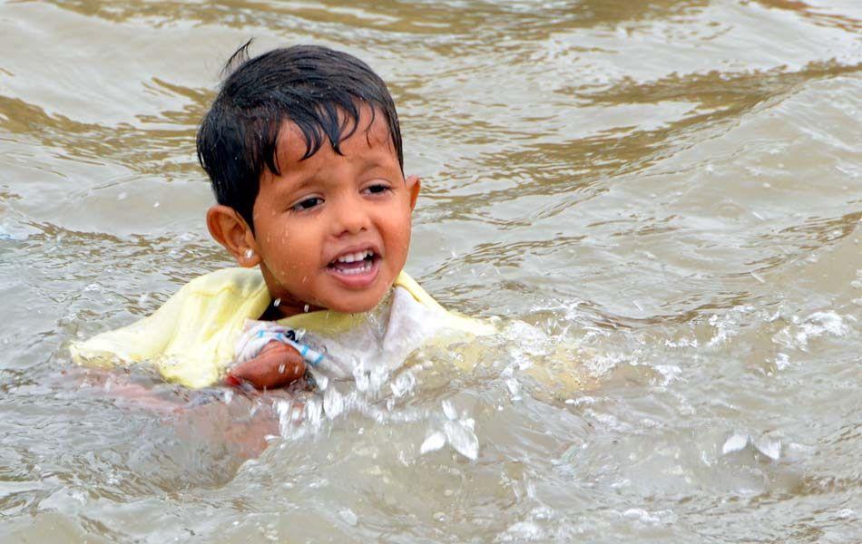 Godavari Maha Pushkaram 2nd Day Photos