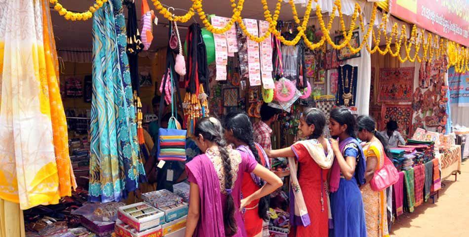 Godavari Maha Pushkaram 2nd Day Photos