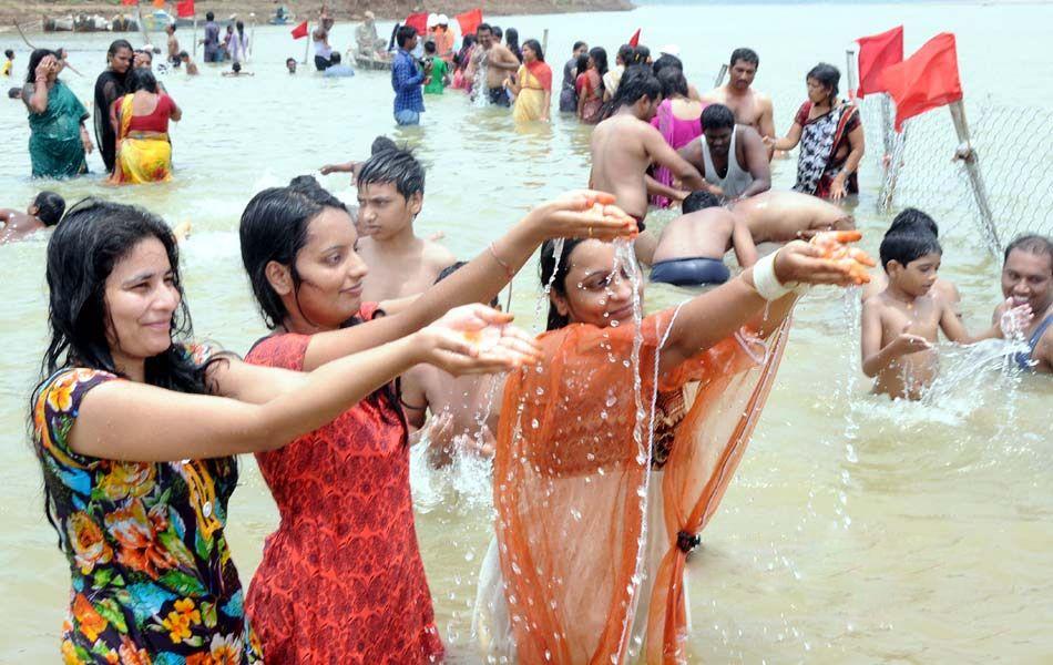 Godavari Maha Pushkaram 3rd Day Photos