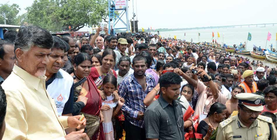 Godavari Maha Pushkaram 3rd Day Photos